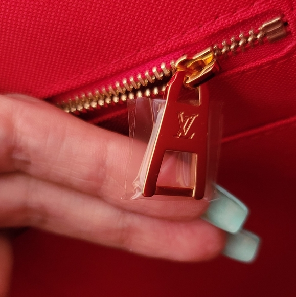 🦋 NWT 🦋 Louis Vuitton Onthego MM - Picture 11 of 16